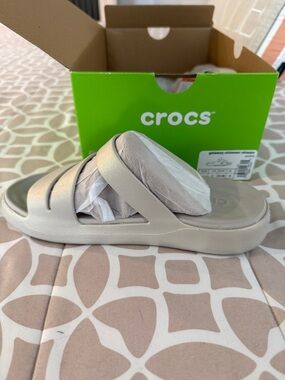 CROCS Women's Shimmer Slide Sandal in Pearl